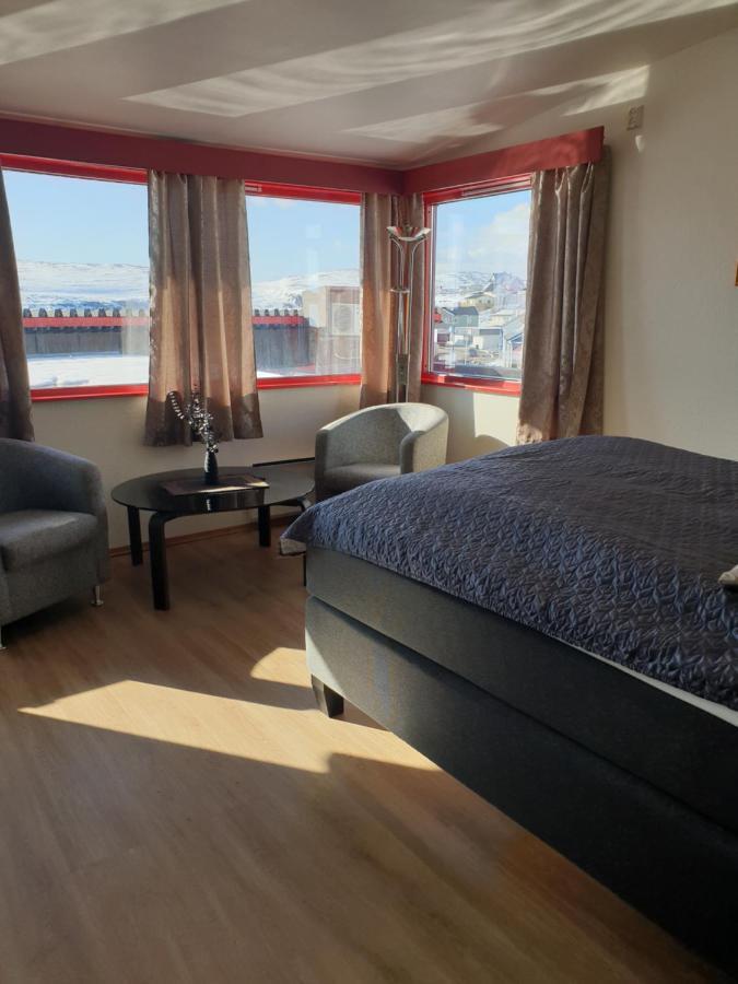 Mehamn Arctic Hotel Zewnętrze zdjęcie